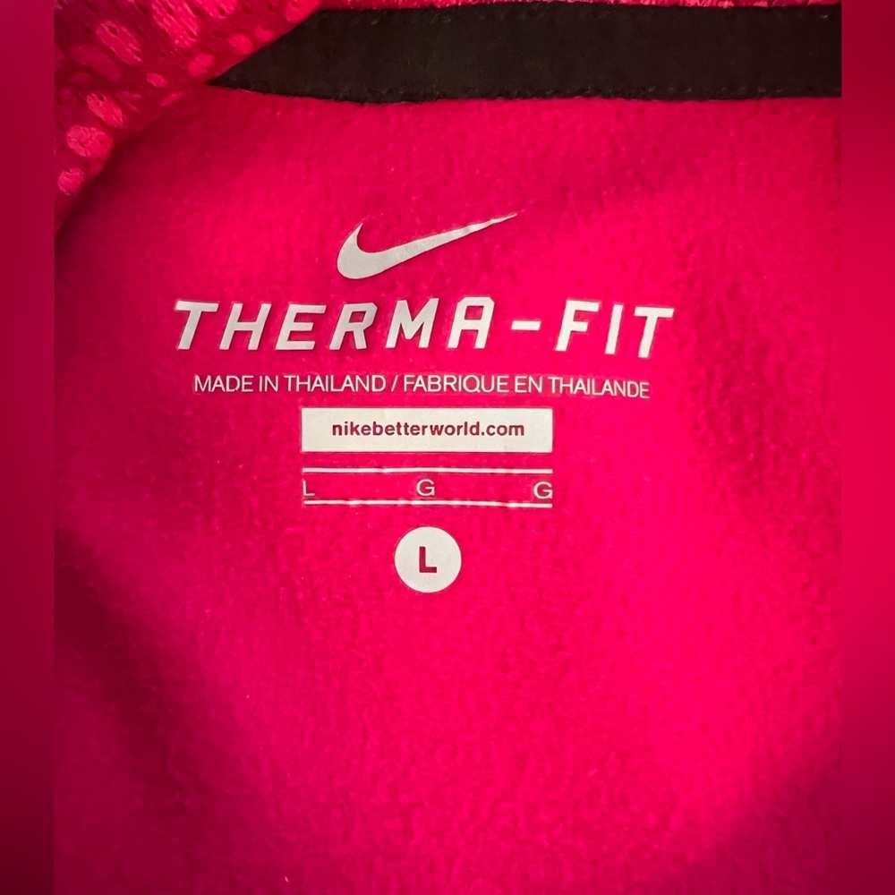 Nike’s Women's Pink Thermafit Hoodie
Sweatshirt, size Large EUC - Picture 5 of 6